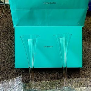 New Set of 2 Tiffany & Co. Trumpet Hollow Stem Crystal Glass Champagne Flutes